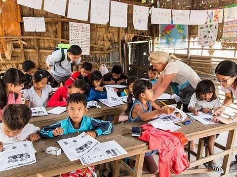 Du lịch tình nguyện trong mối quan hệ với phát triển bền vững