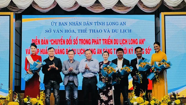 Diễn đàn Chuyển đổi số trong phát triển du lịch Long An